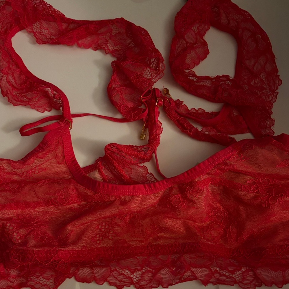 Honeydew Intimates Red Lace Bandeau Bralette